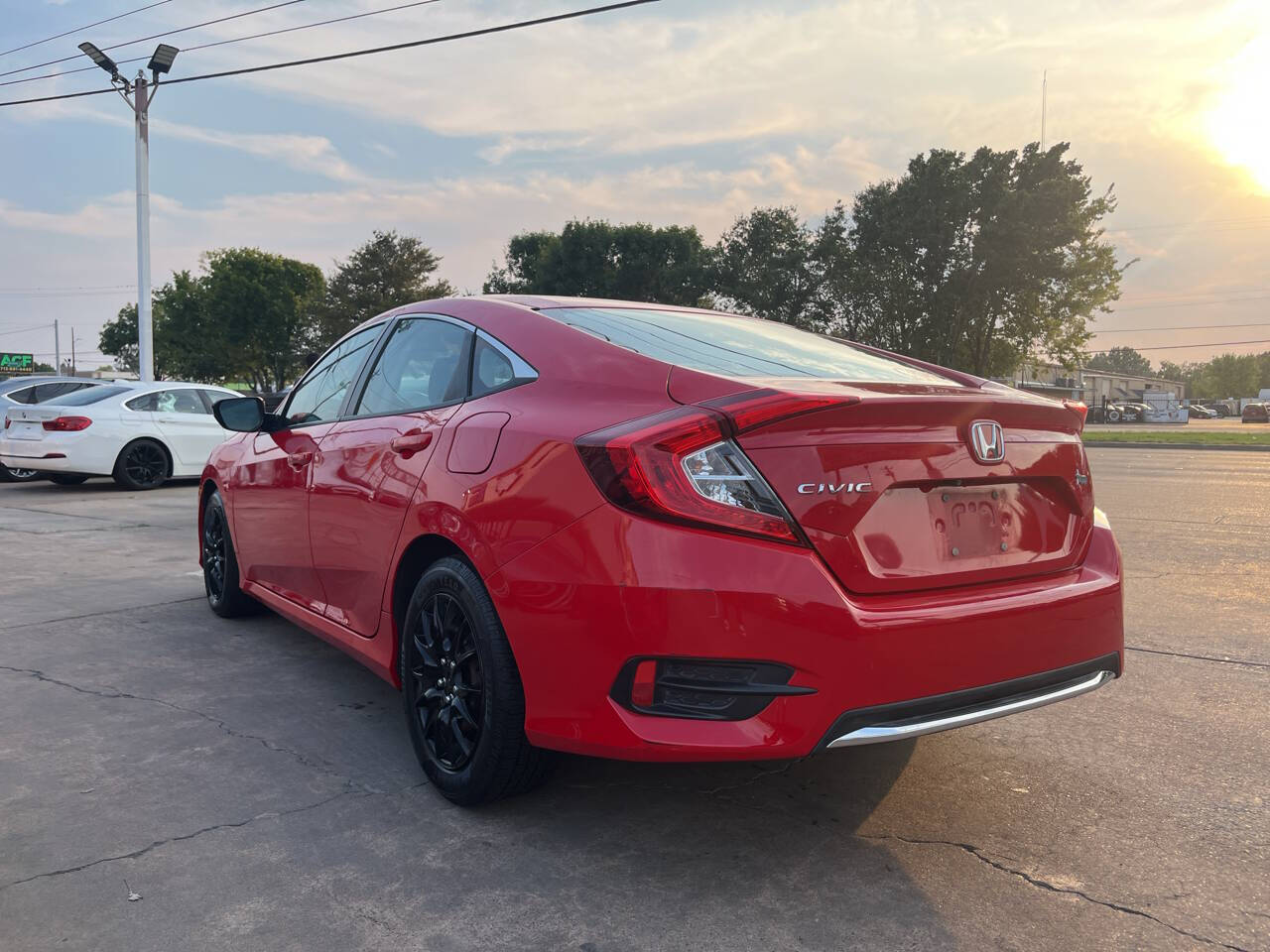 2019 Honda Civic LX Image 5 of 11