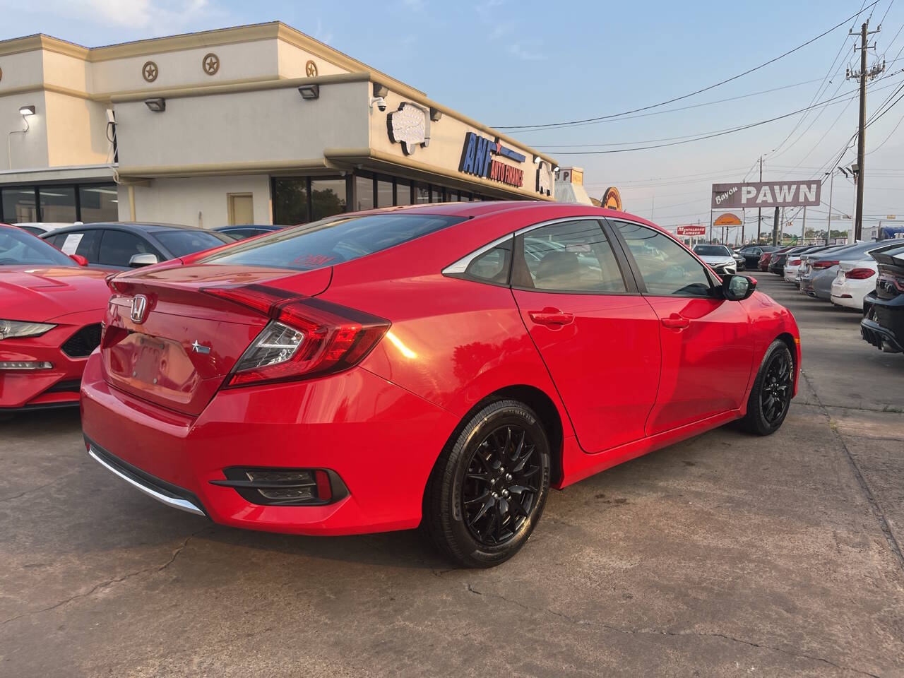 2019 Honda Civic LX Image 3 of 11