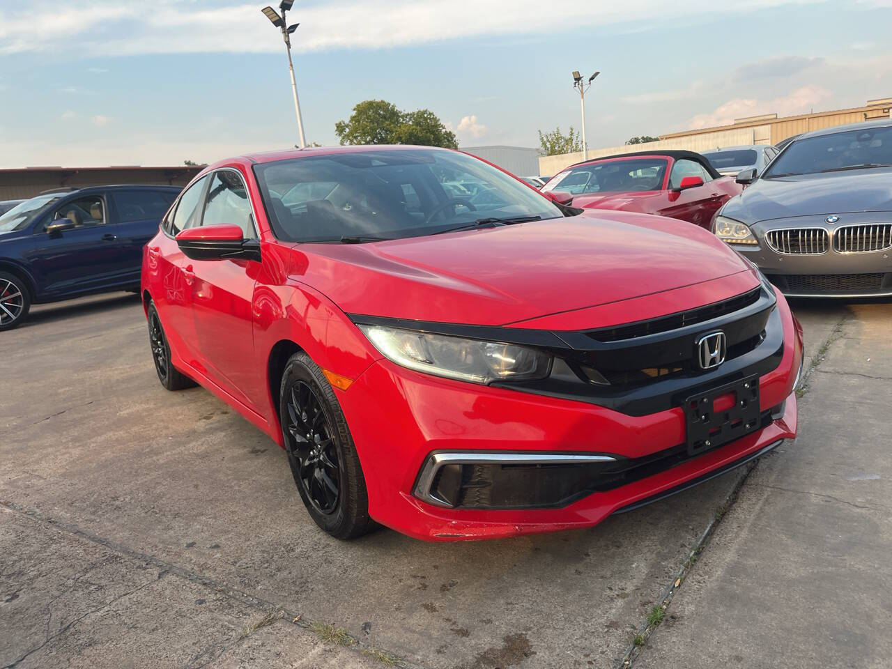 2019 Honda Civic LX Image 2 of 11