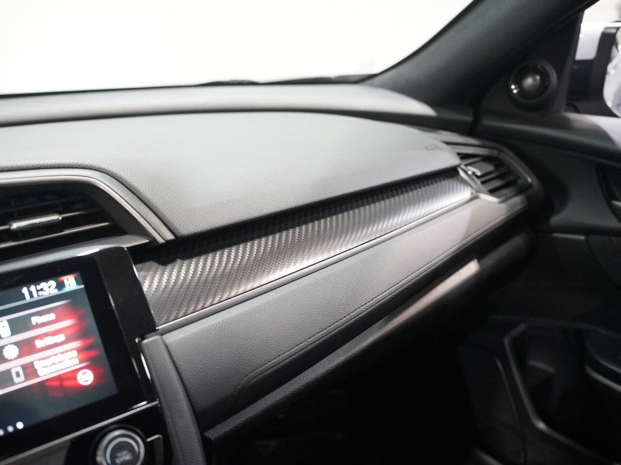 Vehicle image 46 of 56