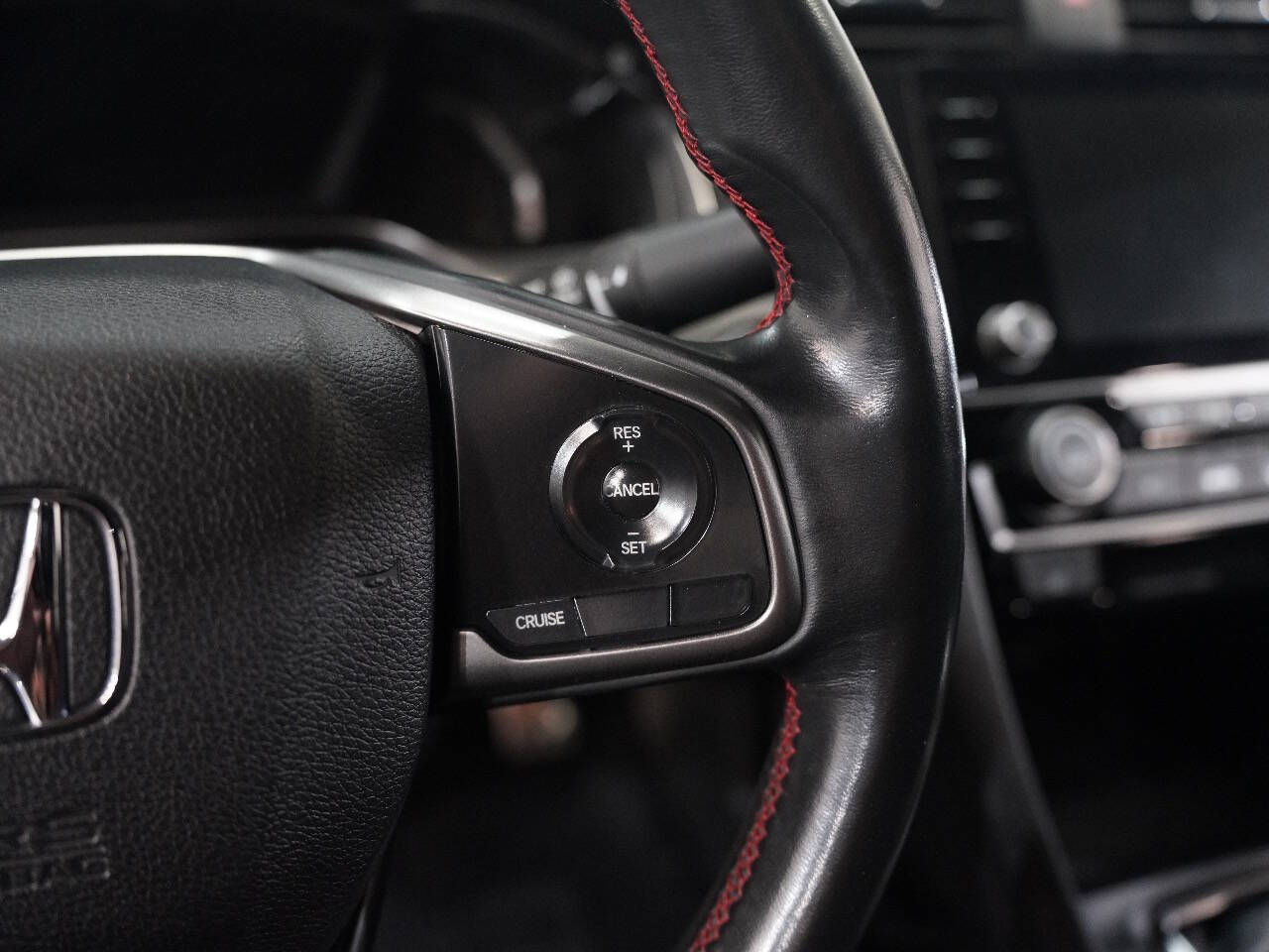 Vehicle image 41 of 56