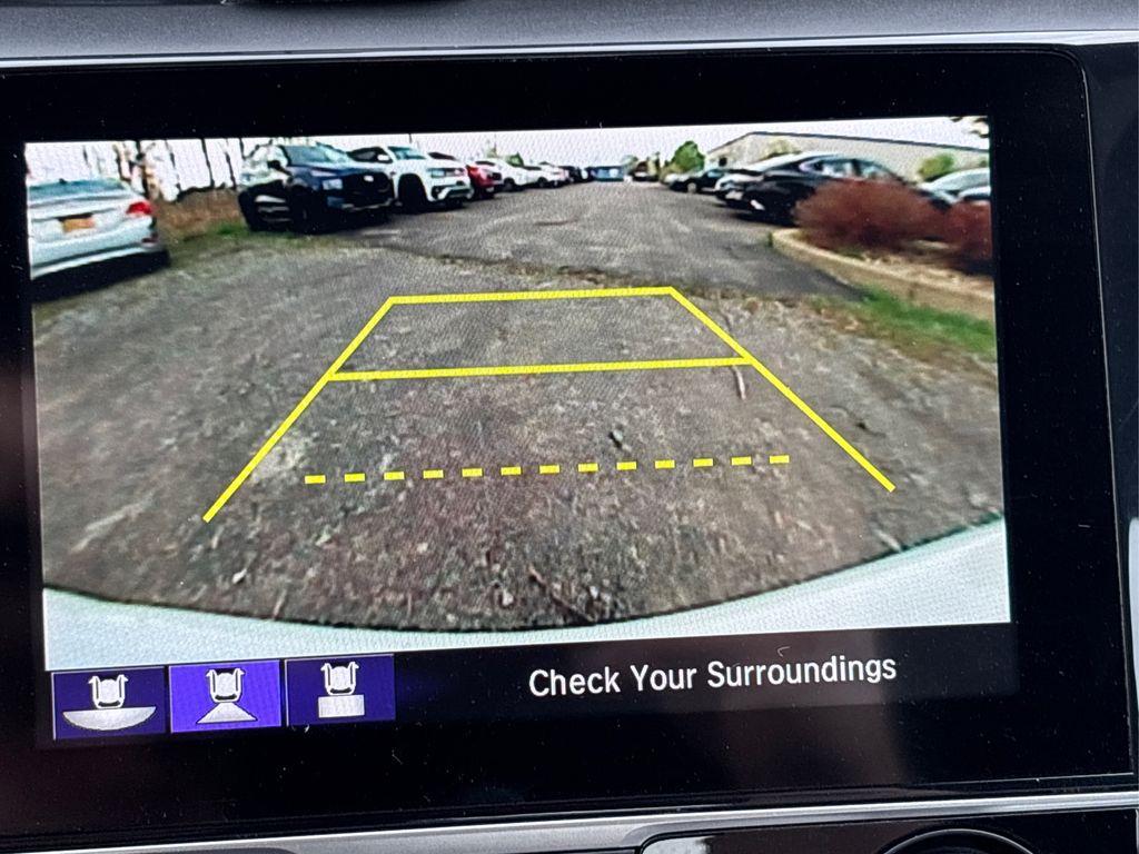 Vehicle image 29 of 36