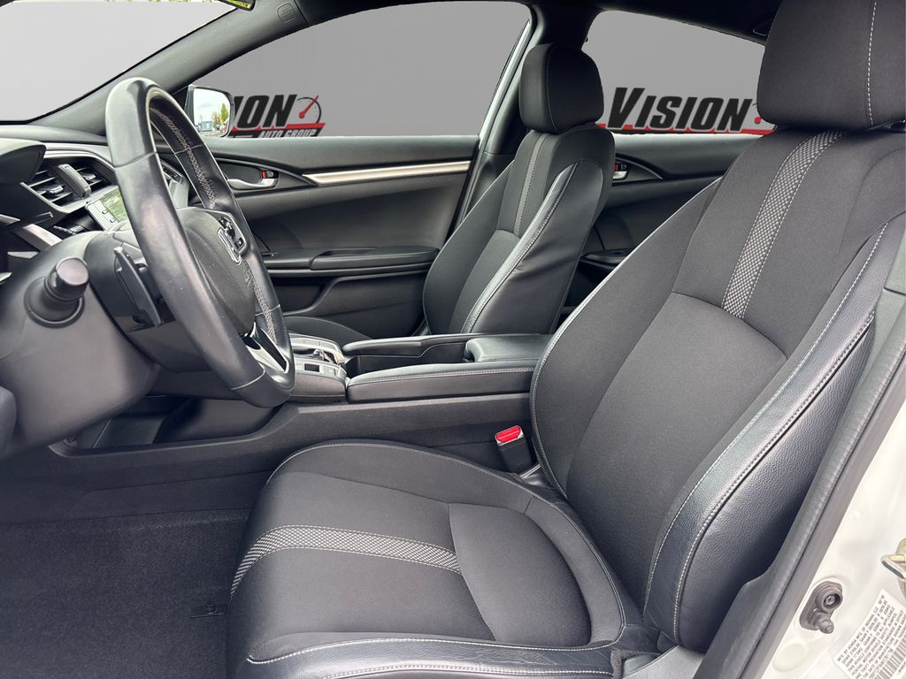 Vehicle image 10 of 36