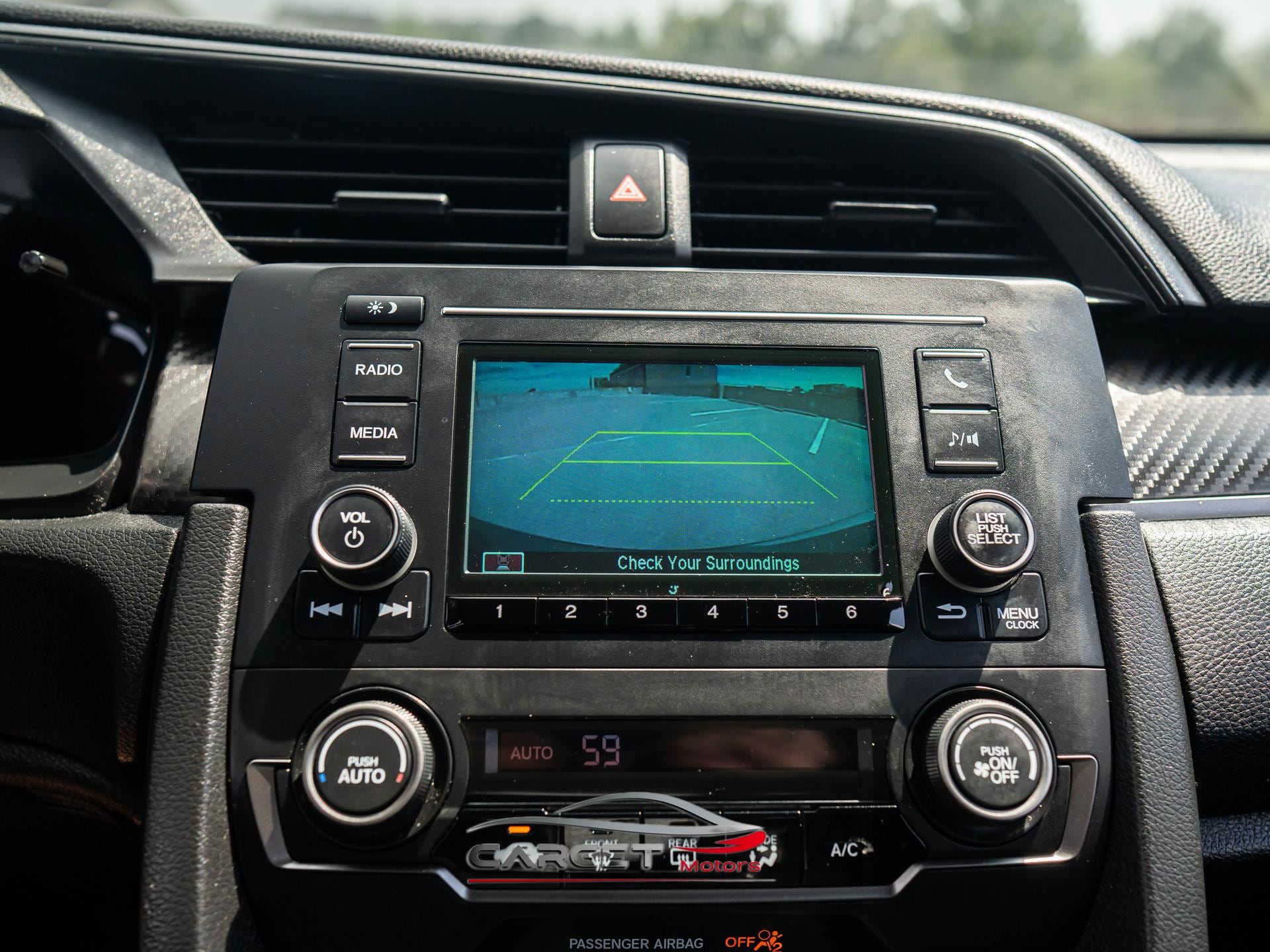 Vehicle image 27 of 46