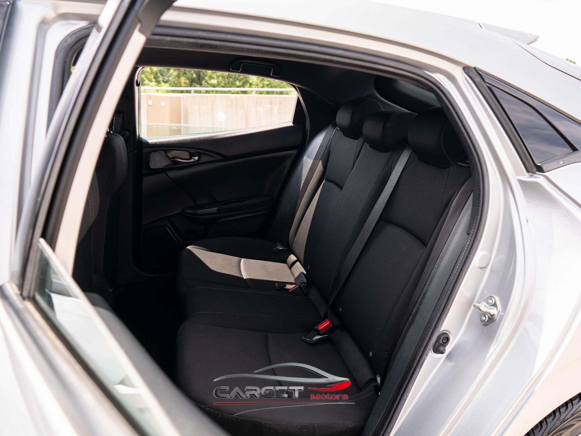 Vehicle image 16 of 46