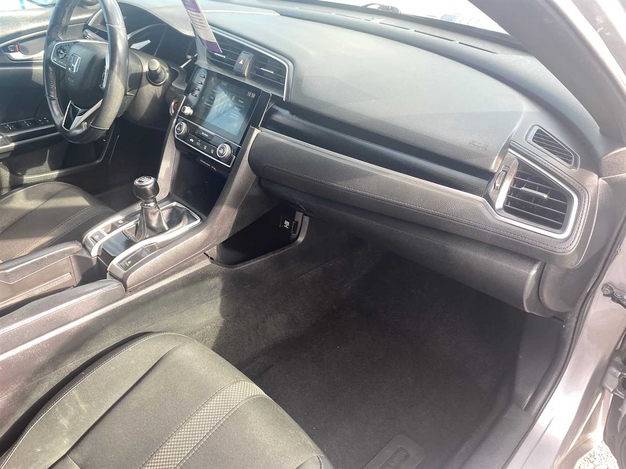 2019 Honda Civic Sport Image 20 of 36