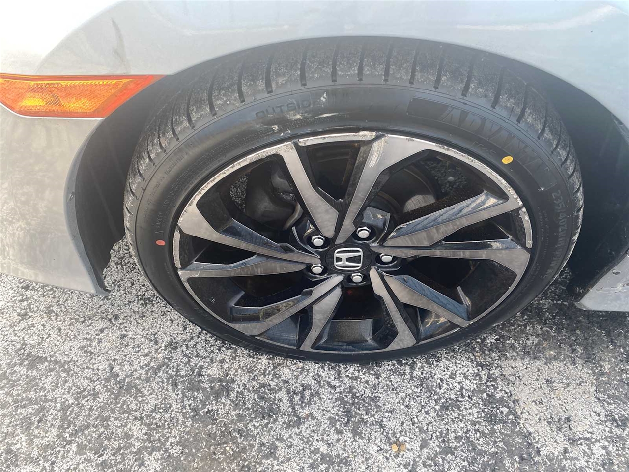 2019 Honda Civic Sport Image 11 of 36