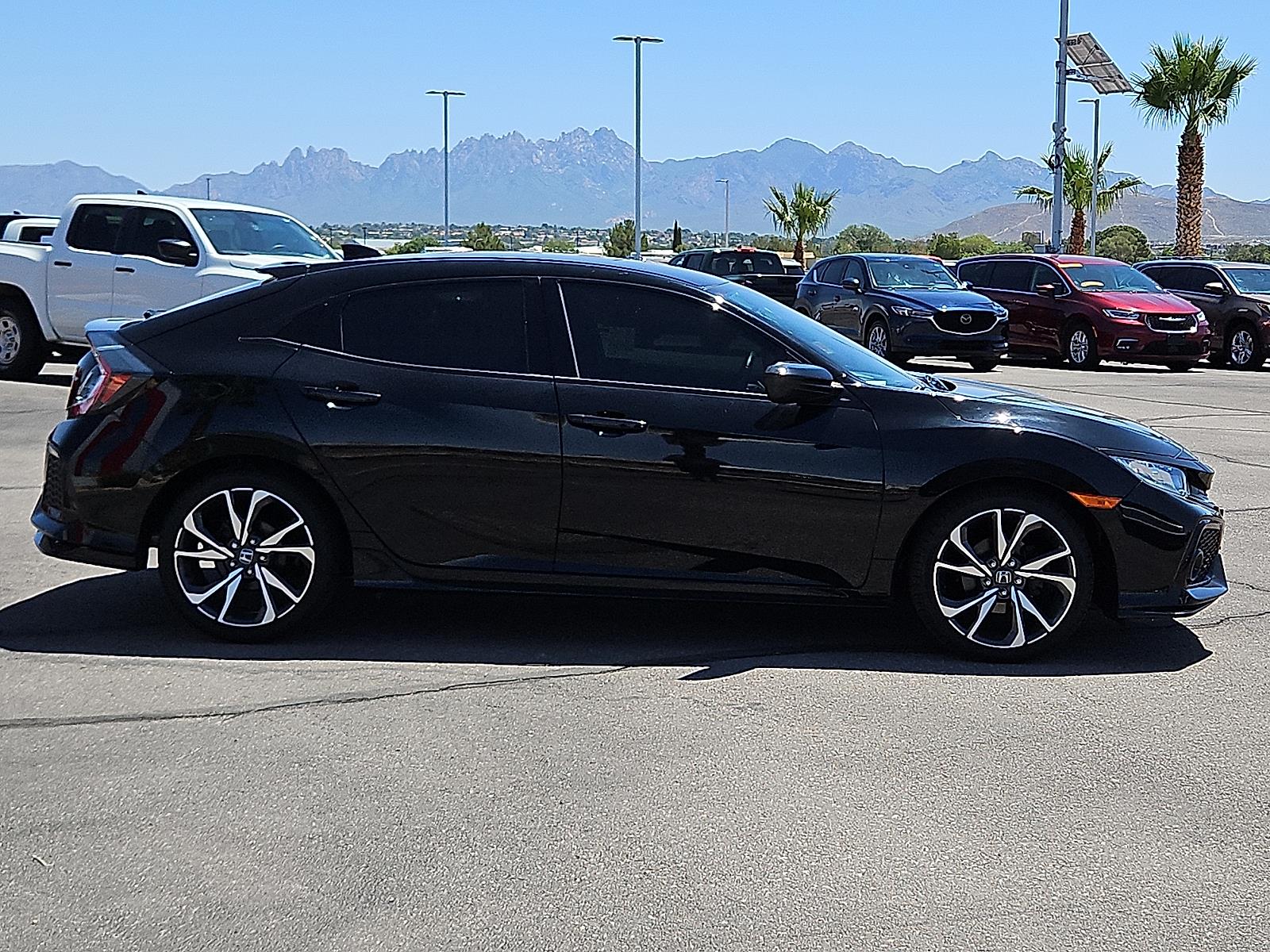 Vehicle image 3 of 20