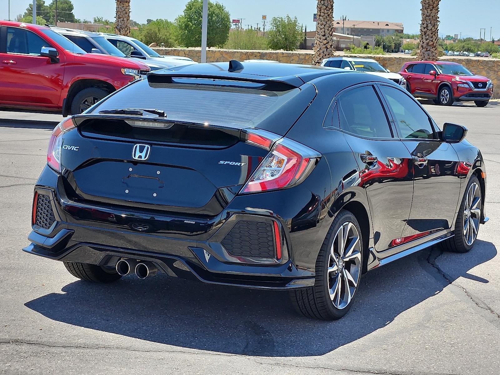 Vehicle image 4 of 20