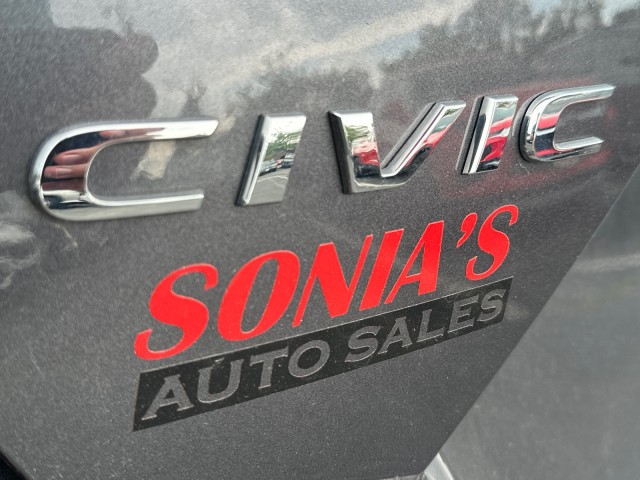 Vehicle image 25 of 26