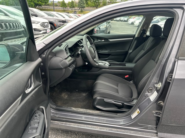 Vehicle image 15 of 26