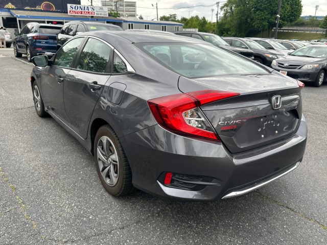 Vehicle image 8 of 26