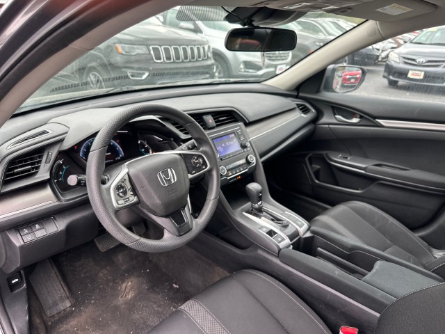 Vehicle image 14 of 26