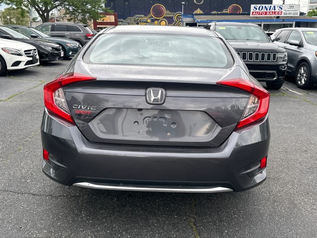 Vehicle image 7 of 26