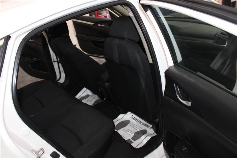 2019 Honda Civic LX Image 32 of 38