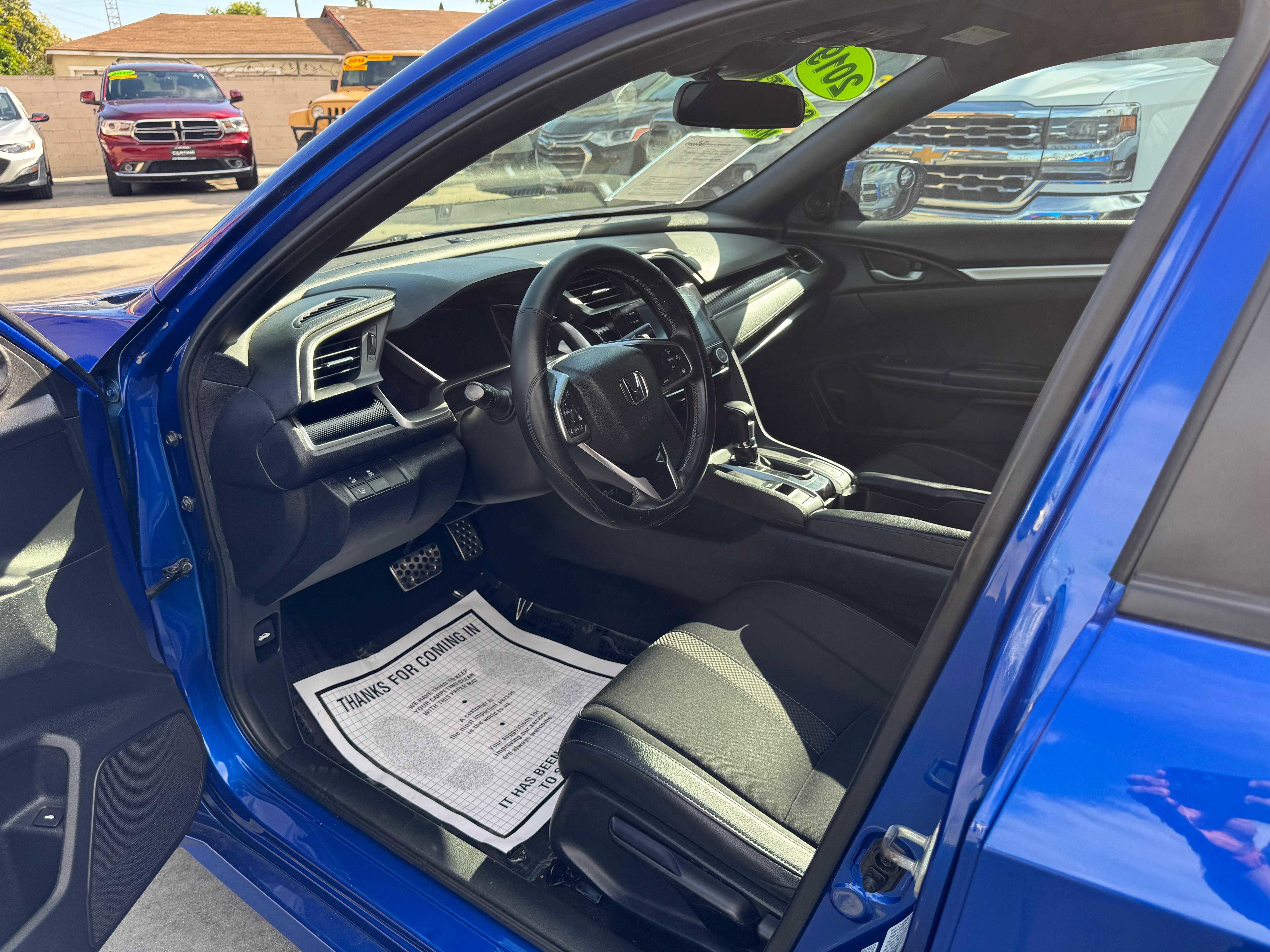 Vehicle image 22 of 65