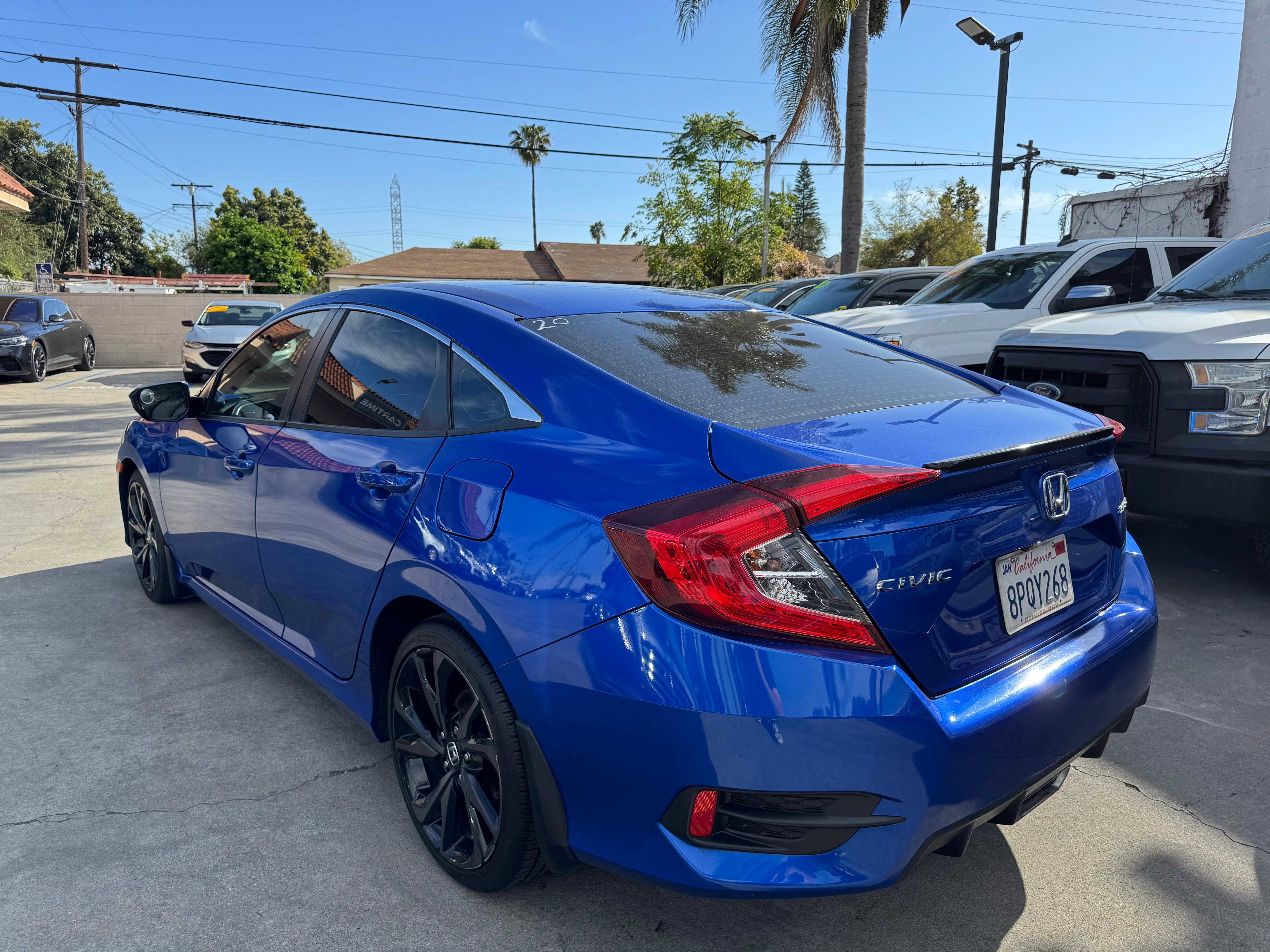 Vehicle image 12 of 65
