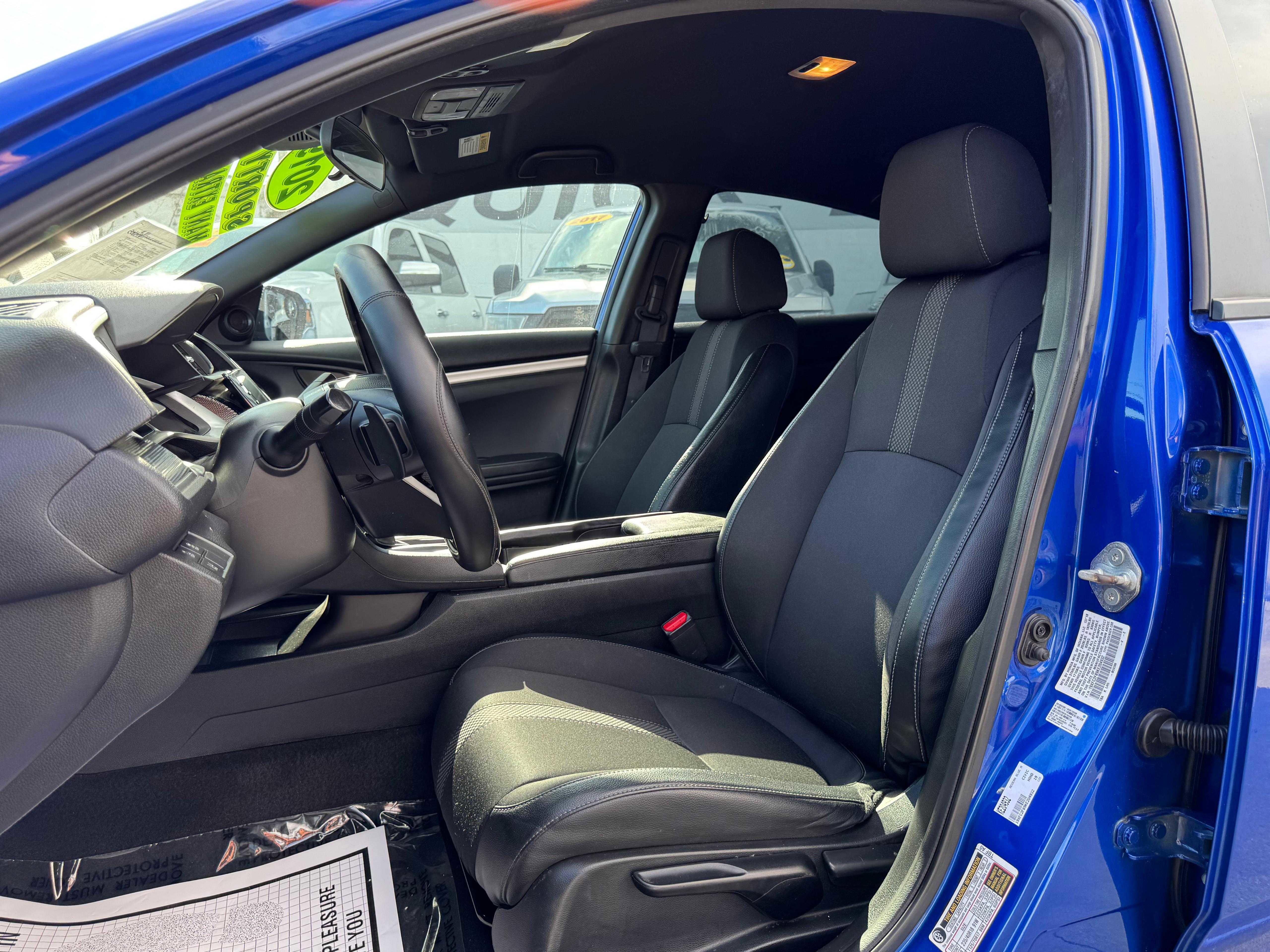Vehicle image 26 of 65