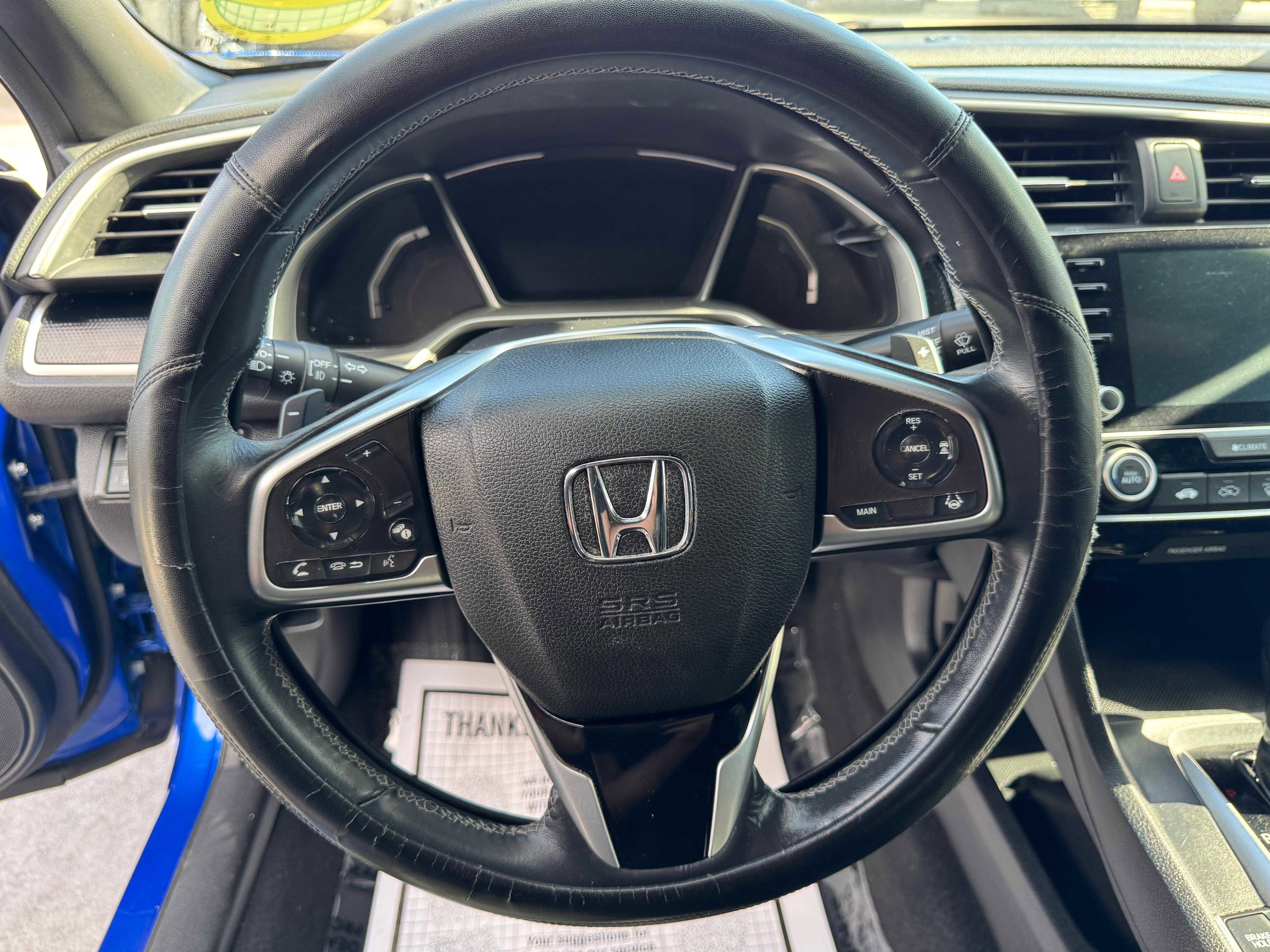 Vehicle image 28 of 65