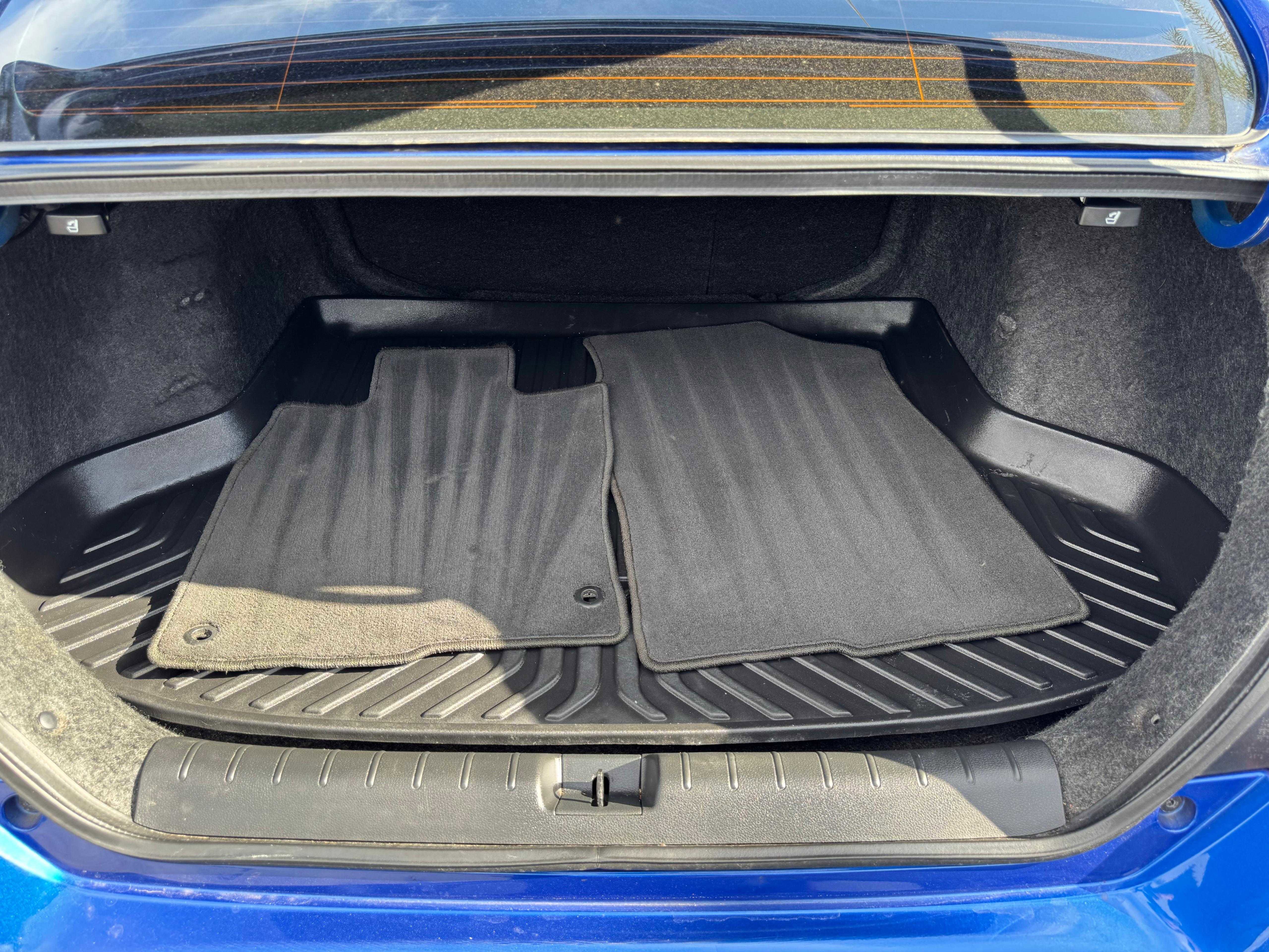 Vehicle image 17 of 65