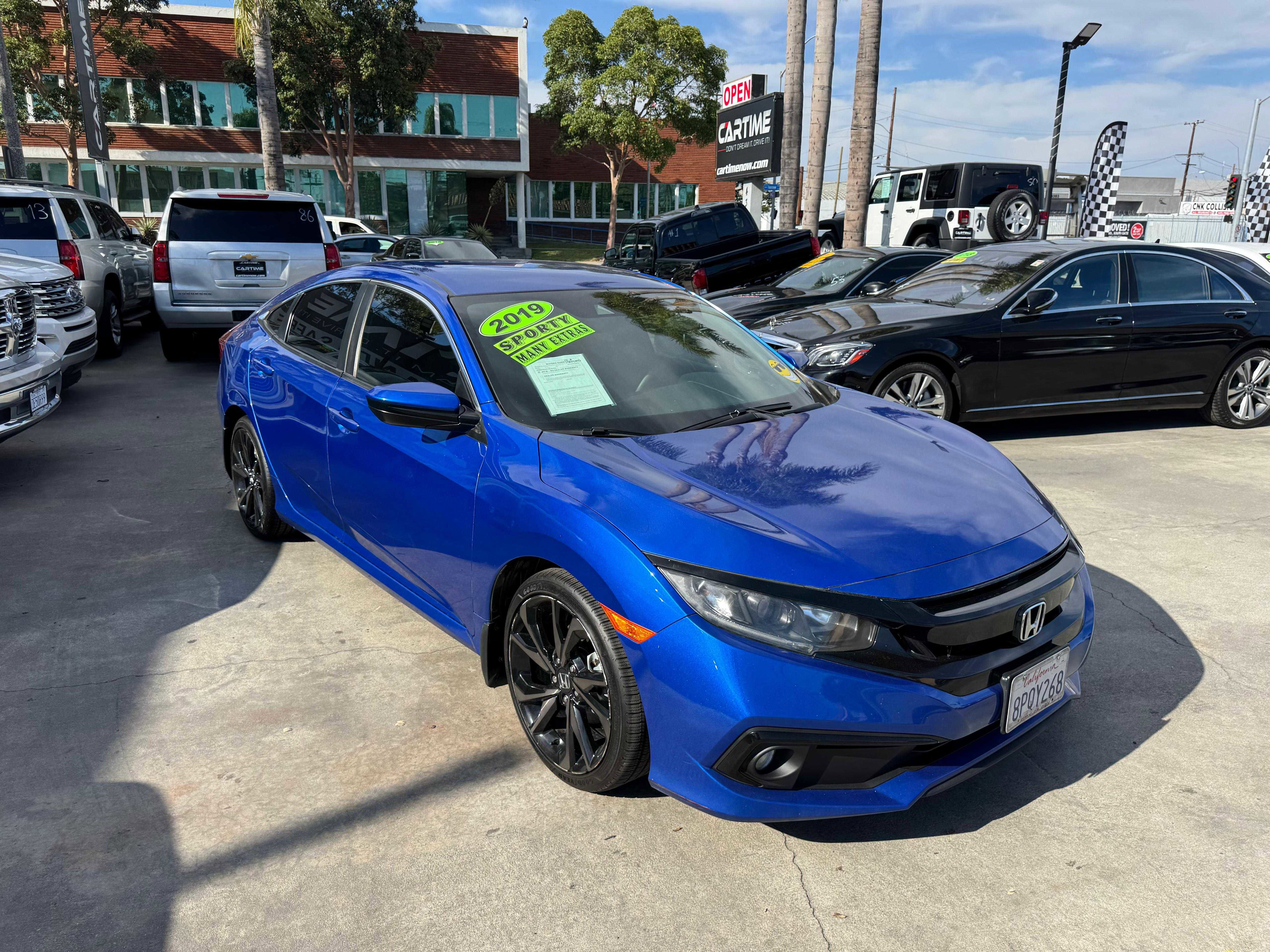 Vehicle image 7 of 65
