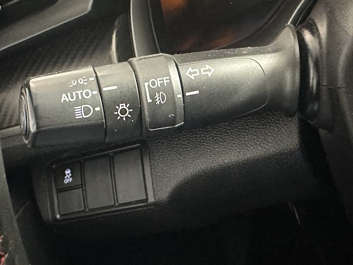 Vehicle image 29 of 39