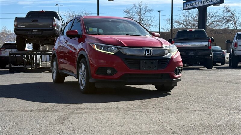 2019 Honda HR-V EX Image 3 of 9