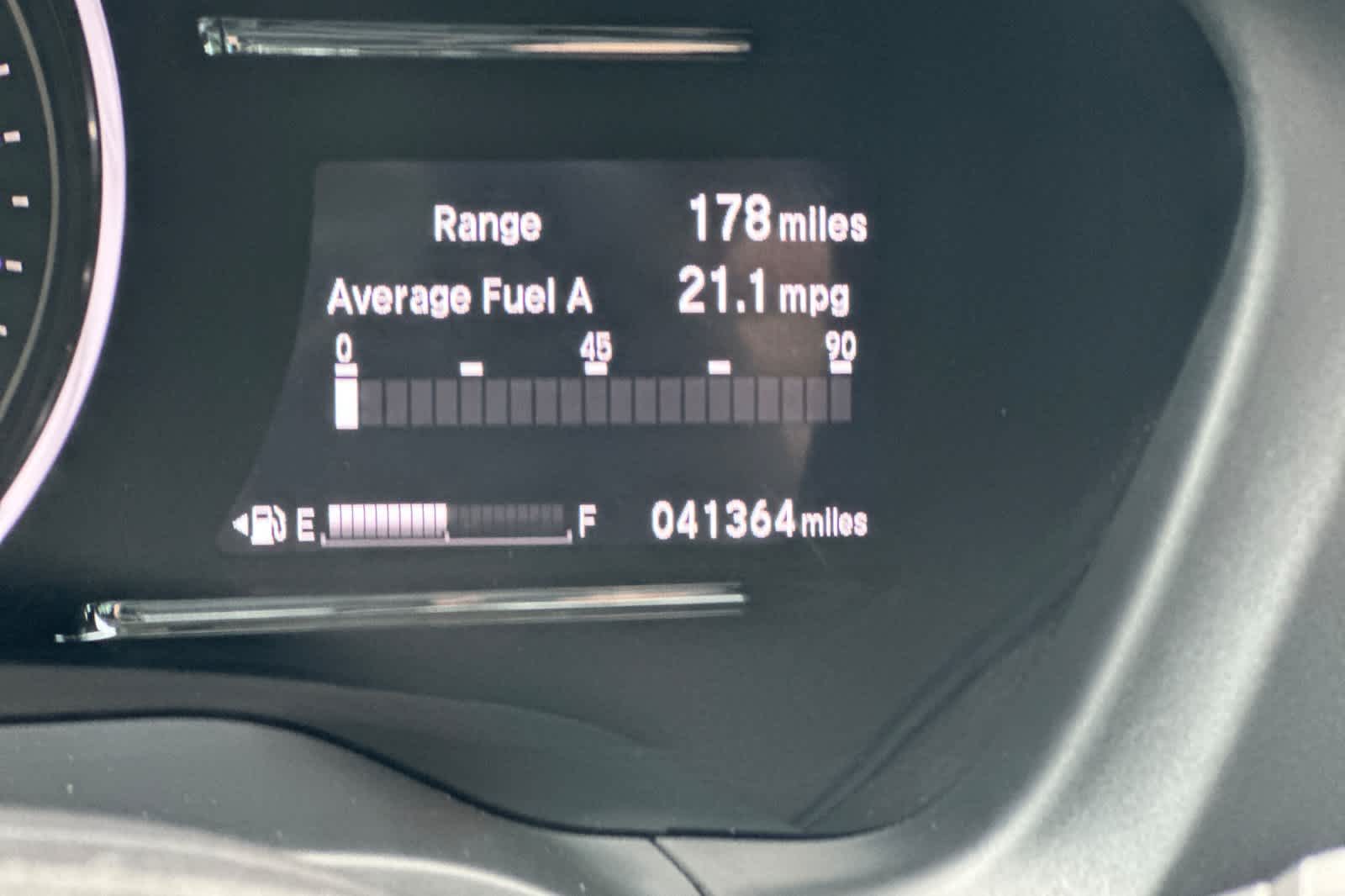 Vehicle image 26 of 29