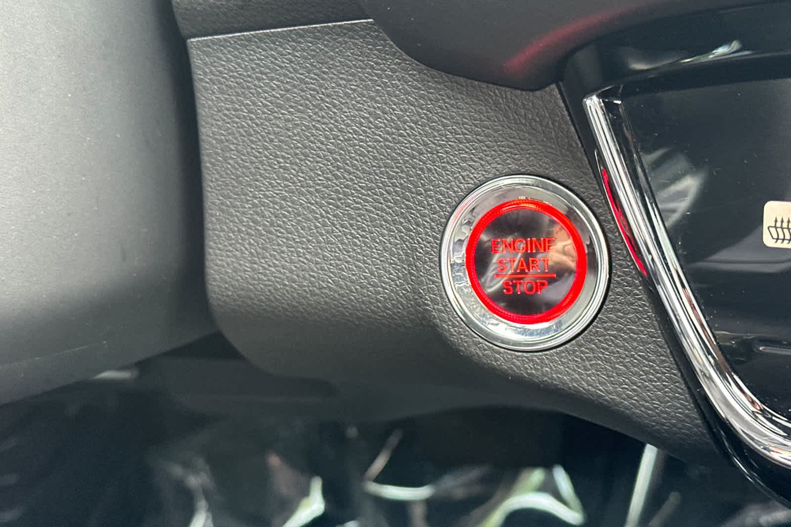 Vehicle image 23 of 29