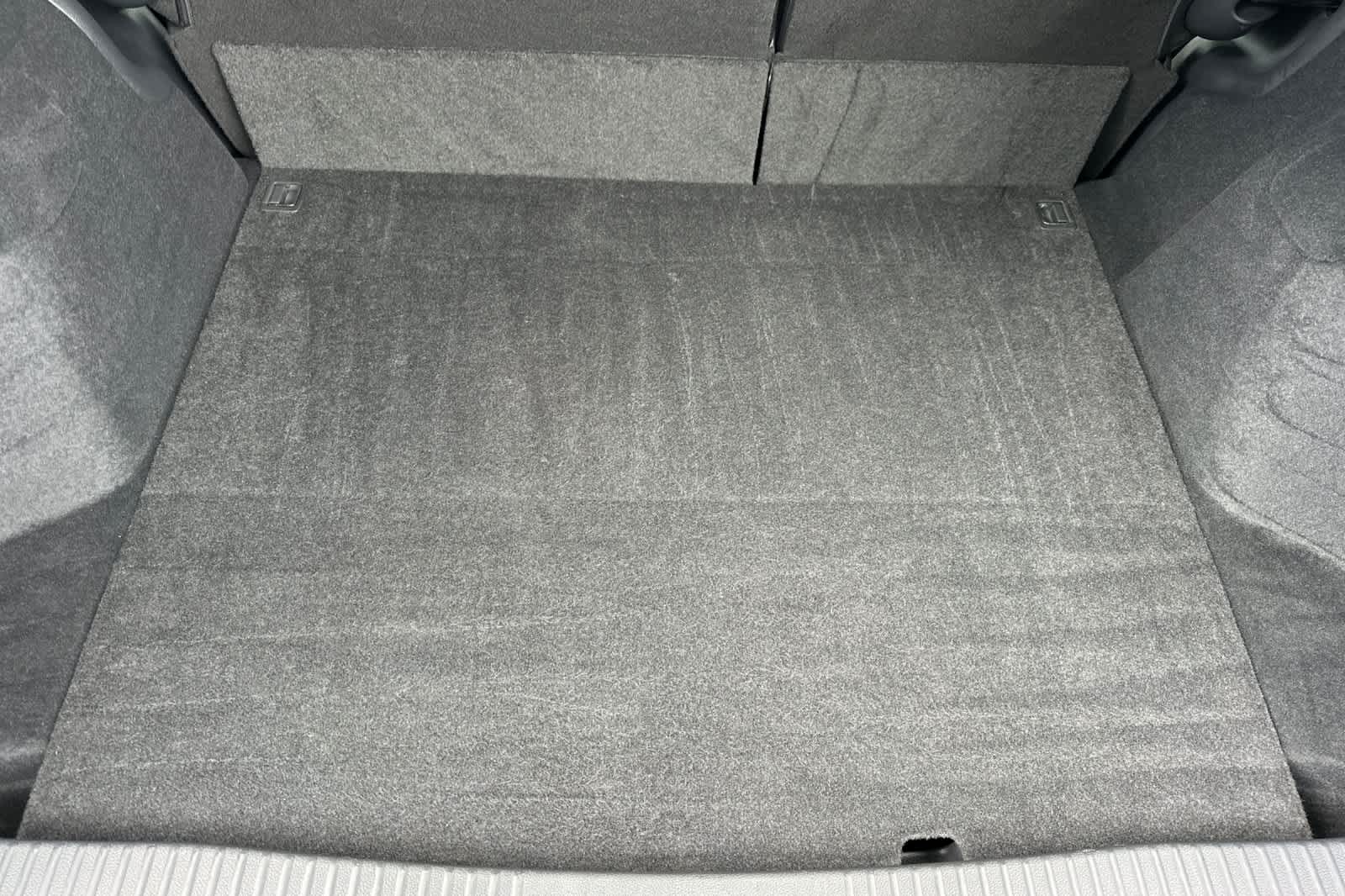 Vehicle image 16 of 29