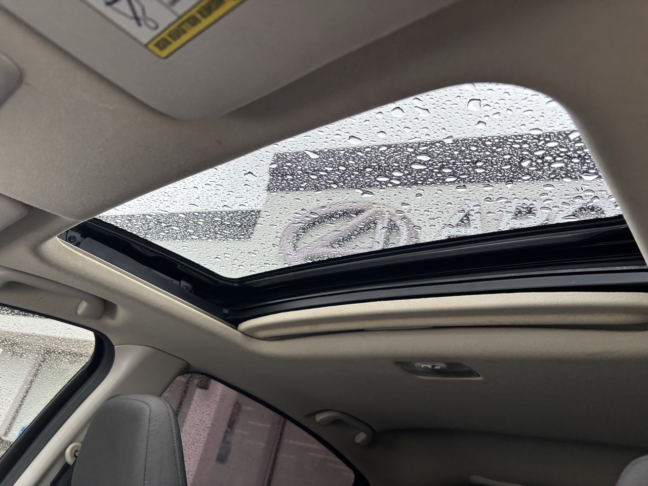 Vehicle image 16 of 20