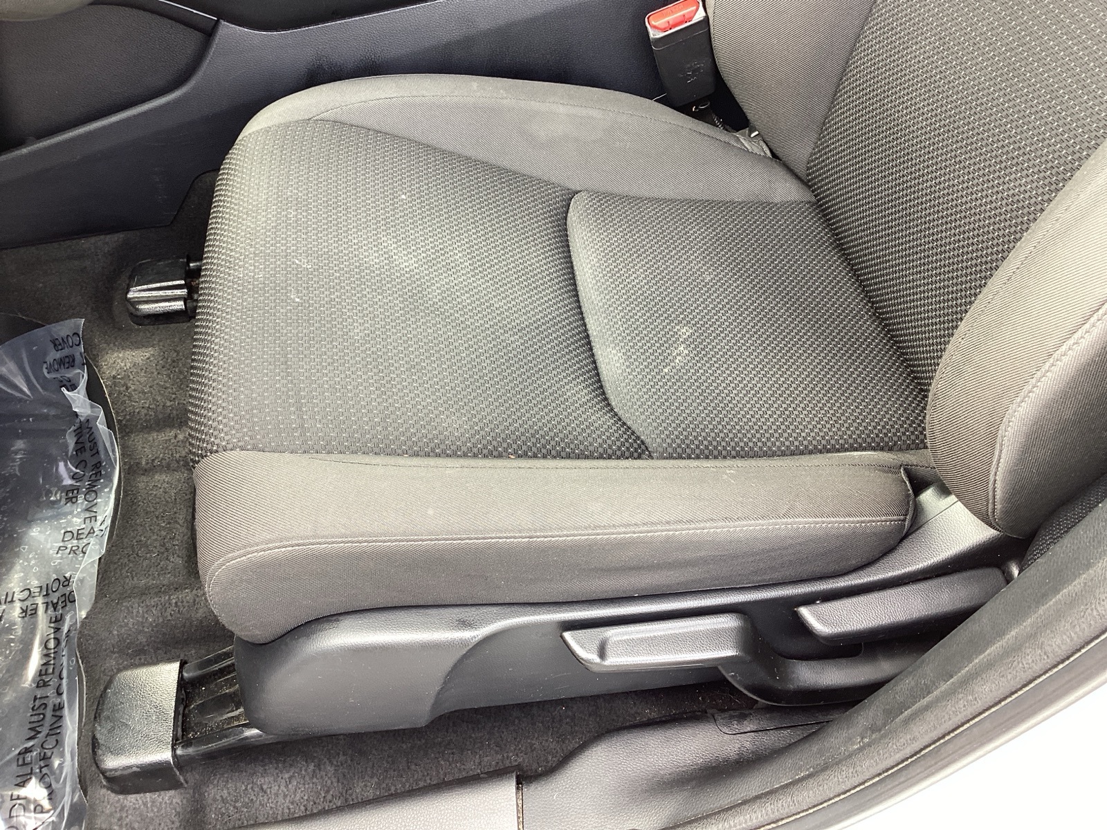 Vehicle image 14 of 32
