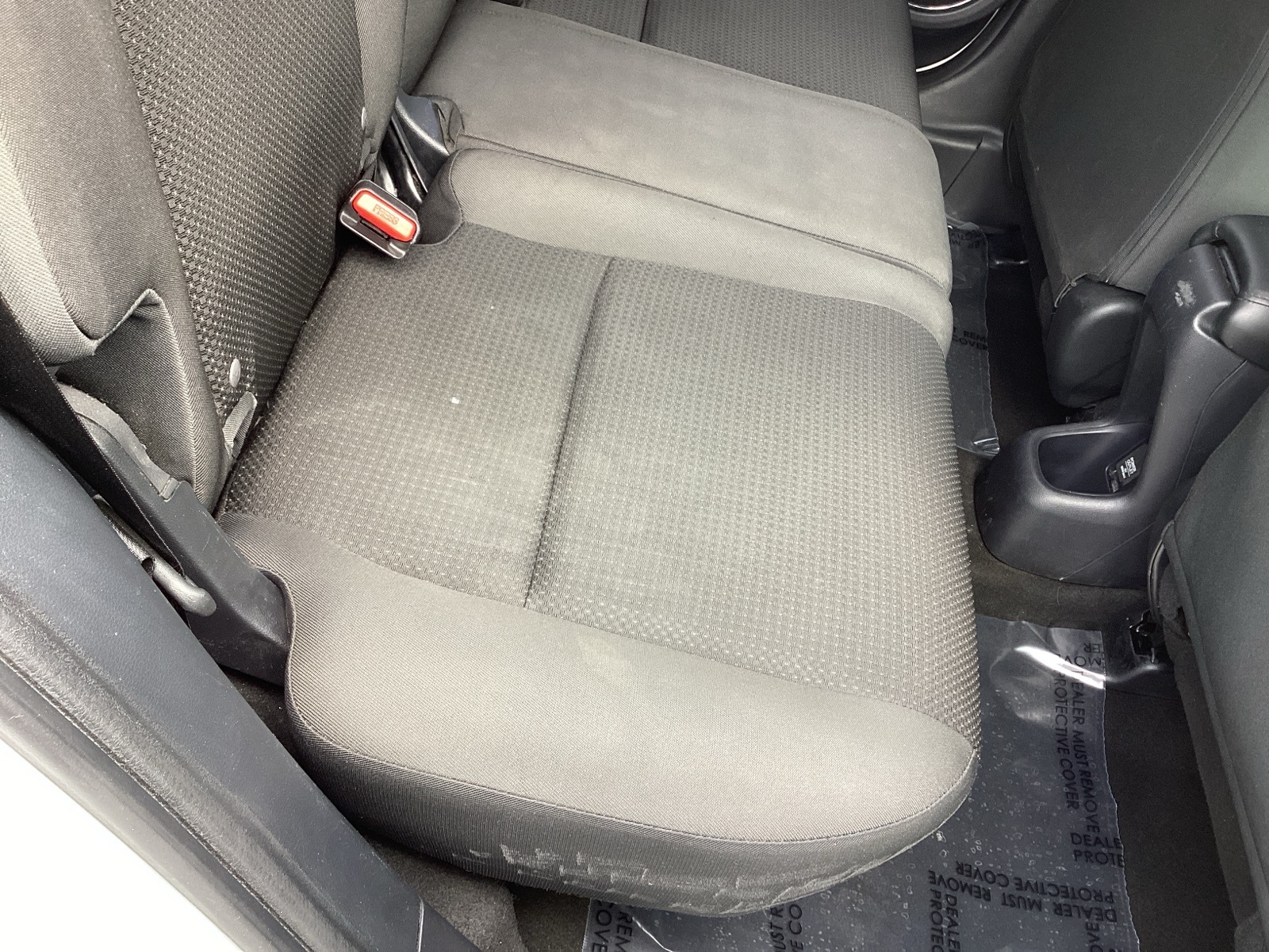 Vehicle image 25 of 32