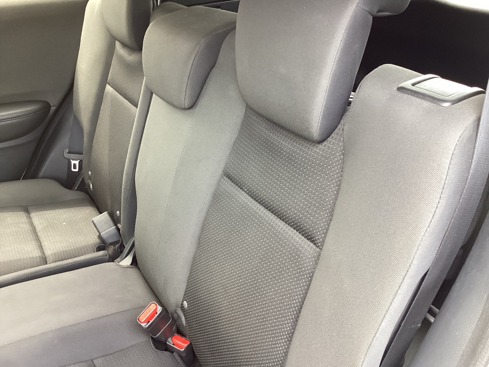 Vehicle image 16 of 32