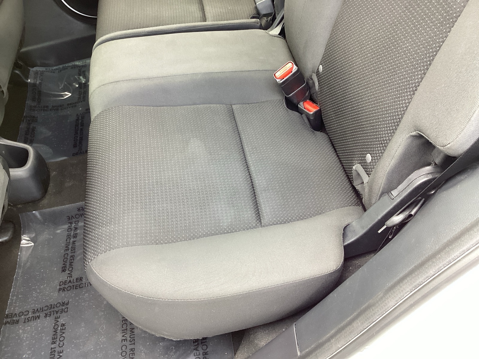 Vehicle image 17 of 32