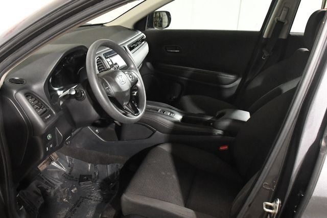 Vehicle image 7 of 24