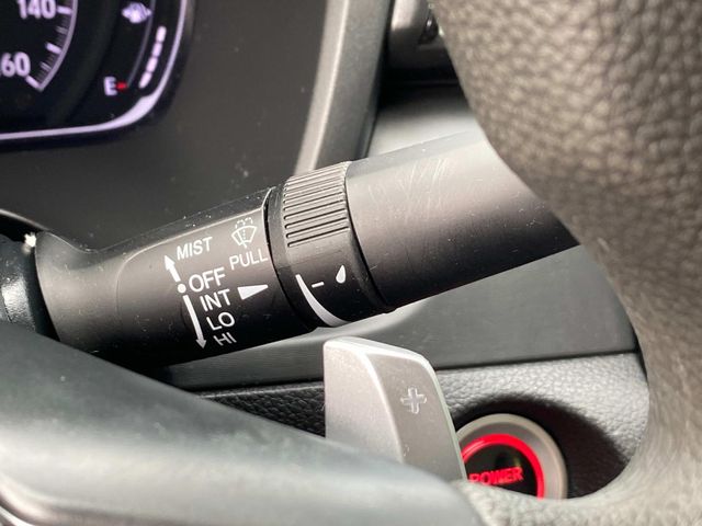 Vehicle image 19 of 43