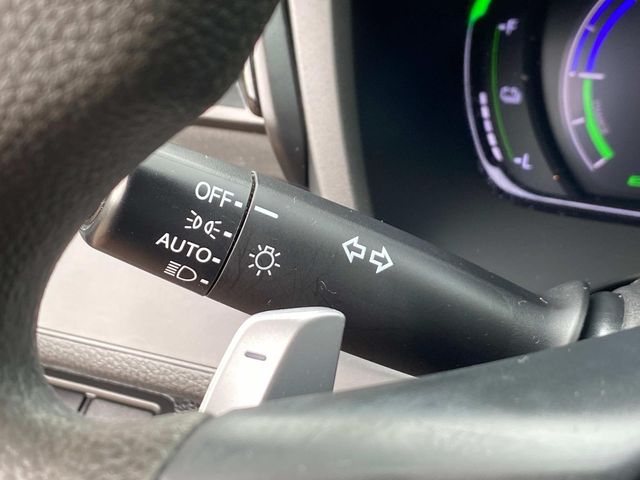 Vehicle image 18 of 43