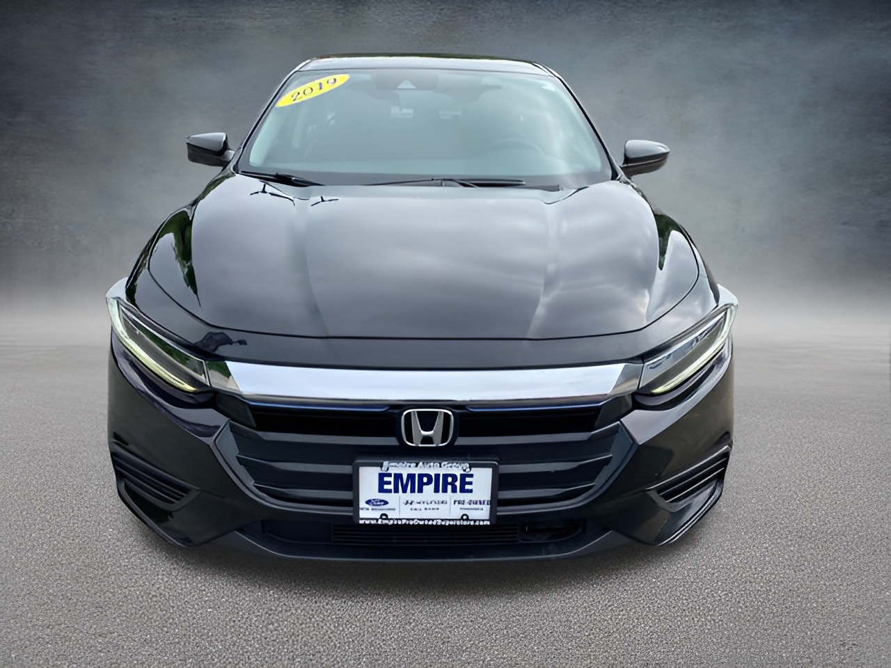 Vehicle image 37 of 43