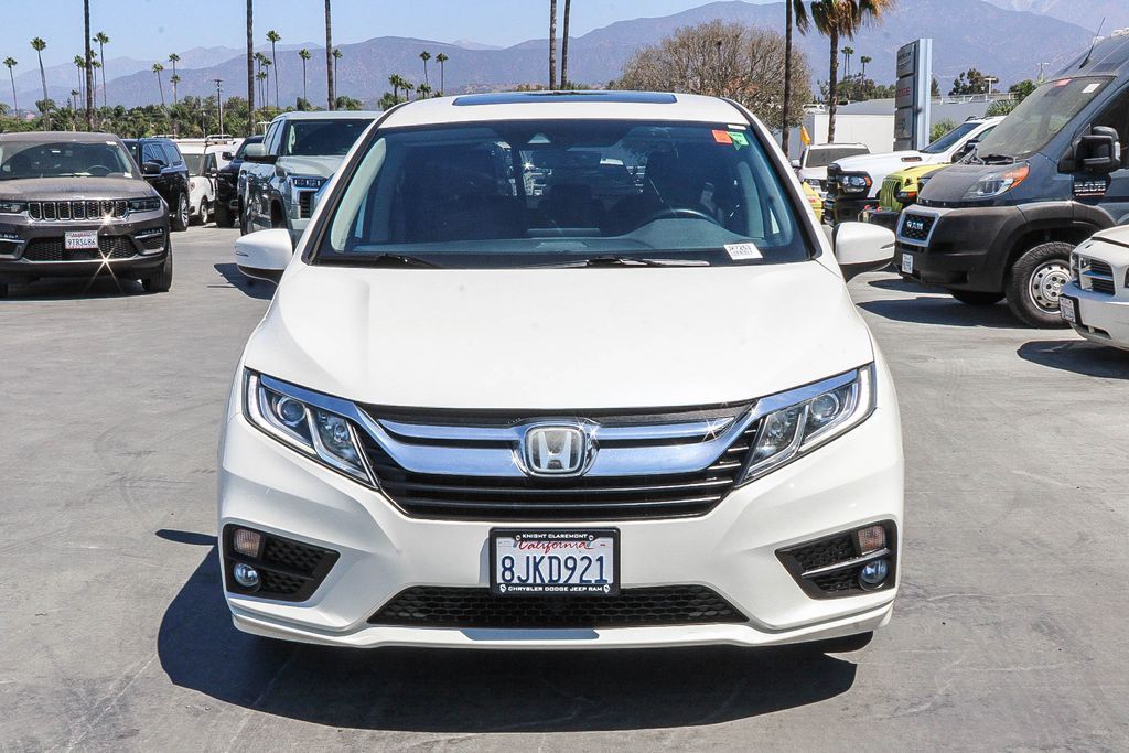 2019 Honda Odyssey EX-L Image 2 of 30