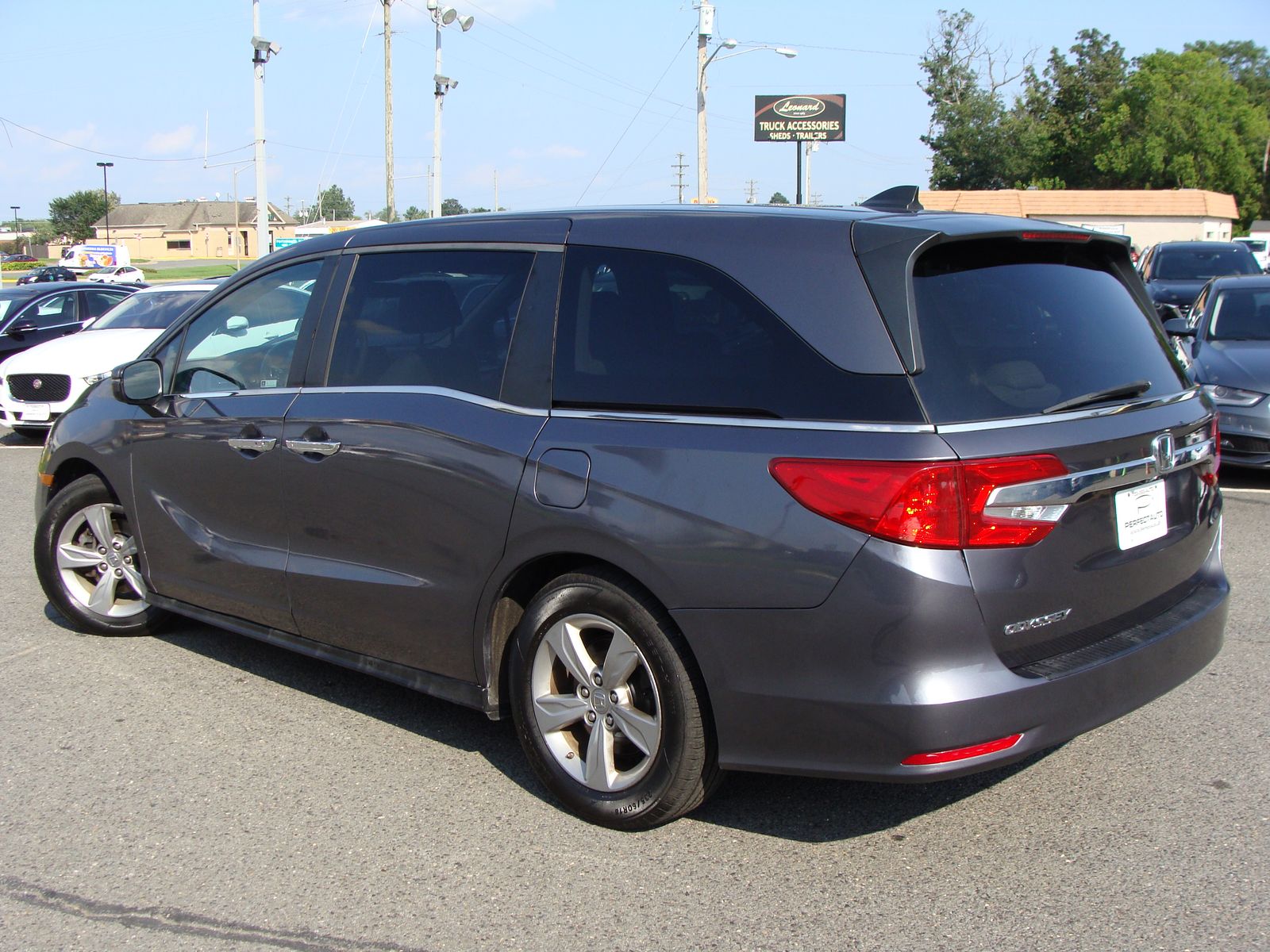 2019 Honda Odyssey EX-L Image 5 of 50