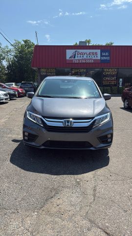 Vehicle image 2 of 19