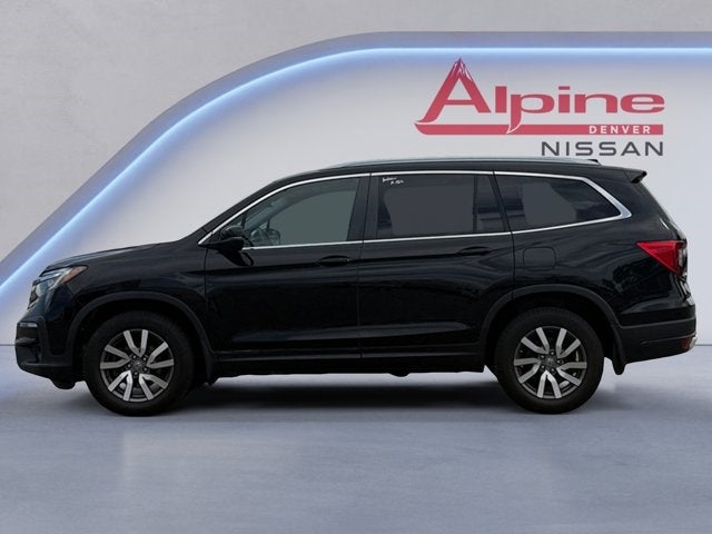 Vehicle image 9 of 20