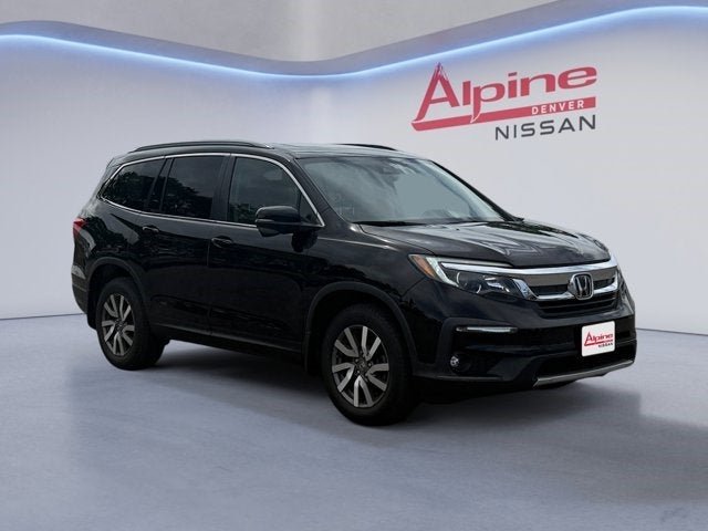 Vehicle image 4 of 20