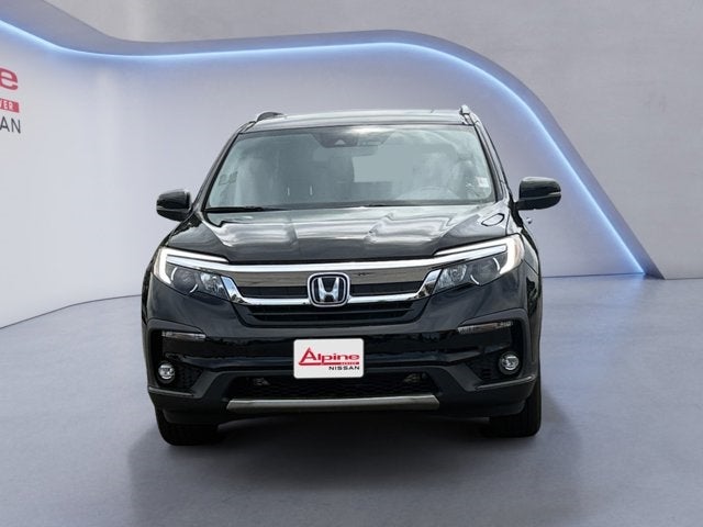 Vehicle image 2 of 20
