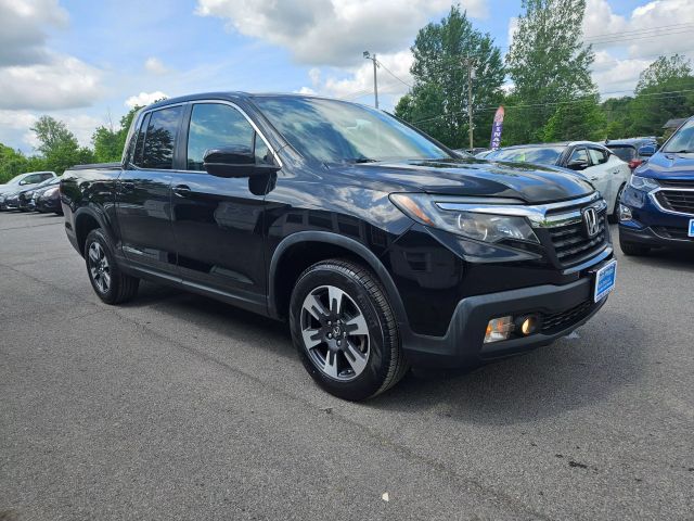 Vehicle image 9 of 77