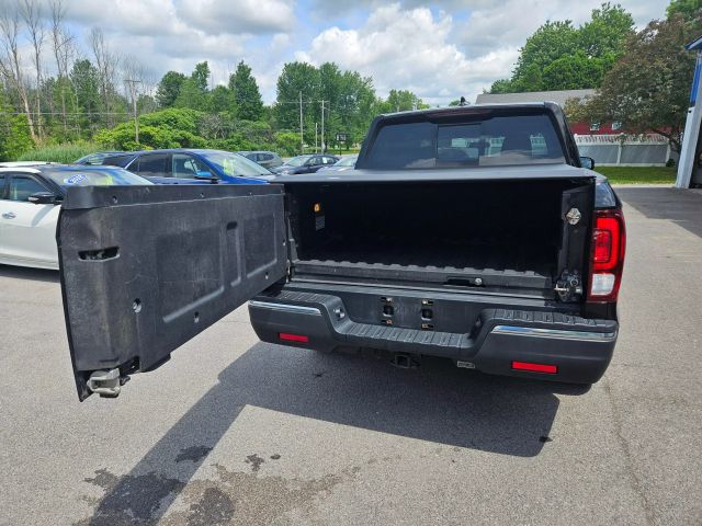 Vehicle image 30 of 77