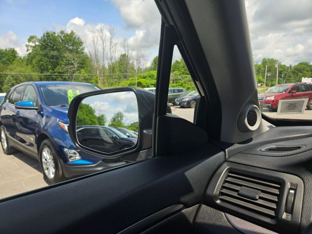 Vehicle image 44 of 77