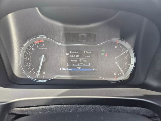 Vehicle image 47 of 77
