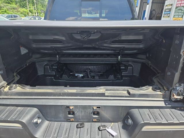 Vehicle image 58 of 77